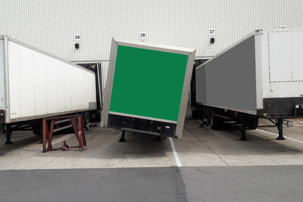 lift for lifting trailers