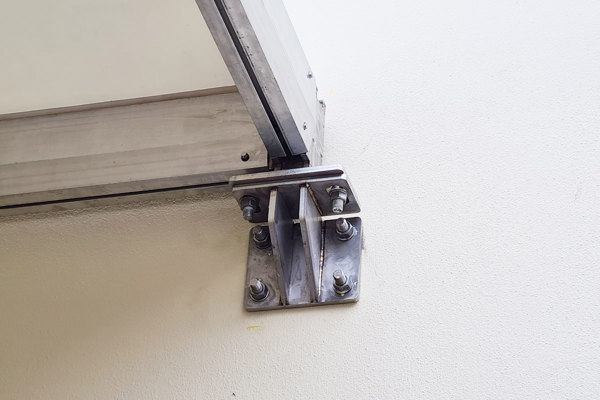 02 Bevestiging Overkapping Aan Muur