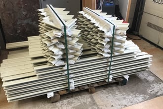 Arbeitsbereich bei der Montage der CO₂-Reduktorfassade – Ansicht 1