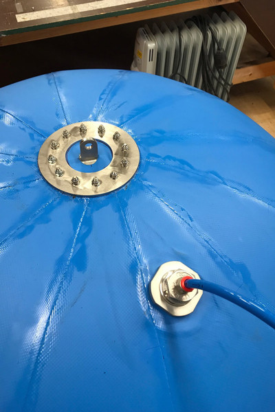 Round valves for chimneys