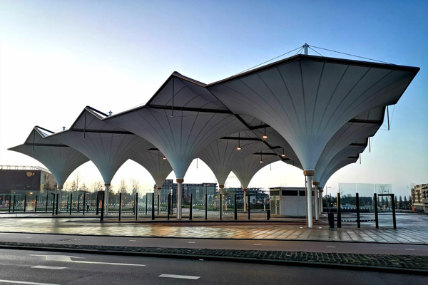 Overkapping Busstation2