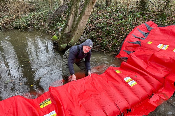 Waterreservoir Maken In Sloot