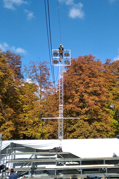 Mounting Large Tent
