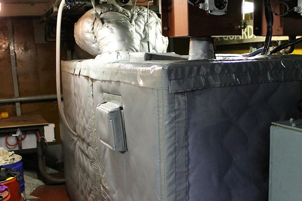 Acoustic cladding for vehicles