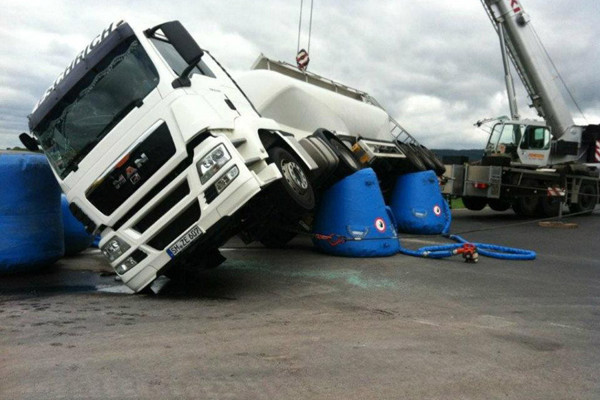 Build-on lifts for trucks