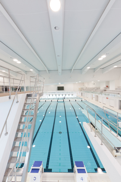 2 Spanplafond Zwembad Ypenburg