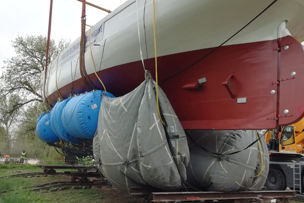Liften Boot Catamaran 2