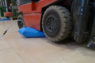 Air pressure lifting cushion