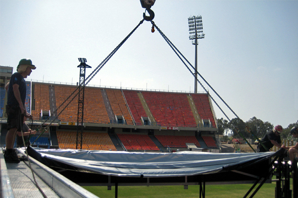 Inflatable Air Cushion Roof MDNA 2012 01