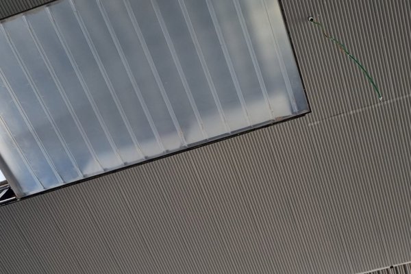 ETFE ceiling panel seen from the platform, Gent-Sint-Pieters station